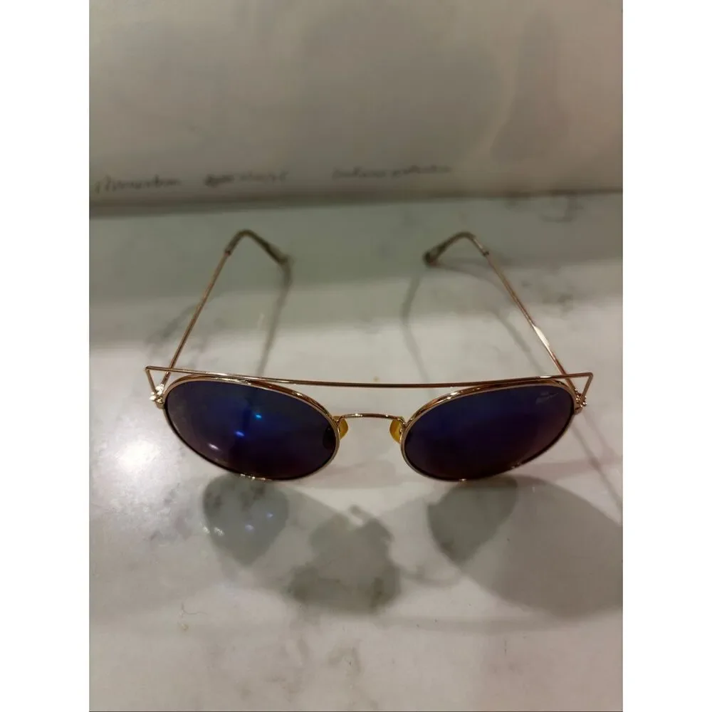 Betsy Johnson Sunglasses Gold Colored Rim Round‎ 5-1/8” Wide Heart Logo EUC
